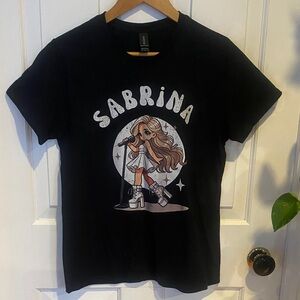 Sabrina Carpenter graphic cartoon T-shirt music top pop black Women’s medium